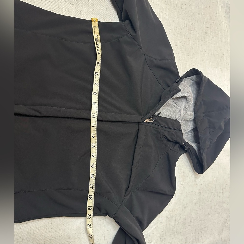 New Balance Gray Women's Jacket - Picture 8 of 10